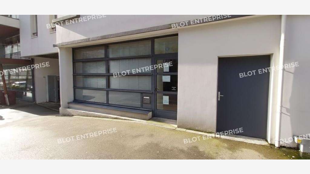 A louer bureaux 95m² normes PMR Brest Saint-Louis