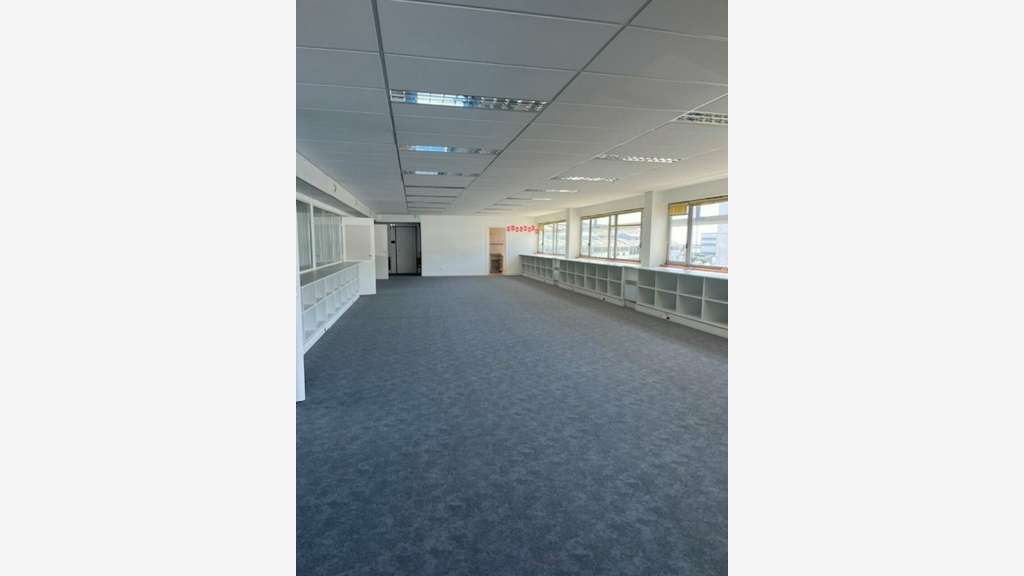 A louer bureaux de 220m² à Brest port de commerce