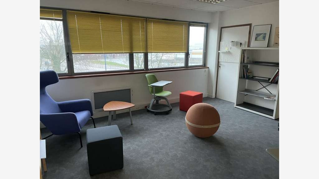 A louer bureaux de 220m² à Brest port de commerce