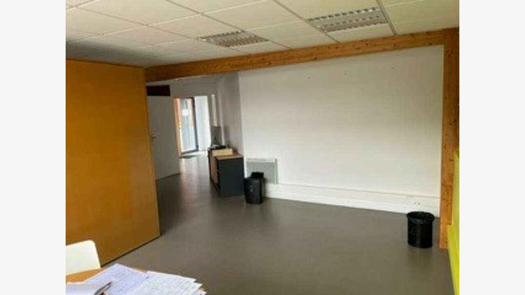 Location bureaux de 90m² à Brest port de commerce