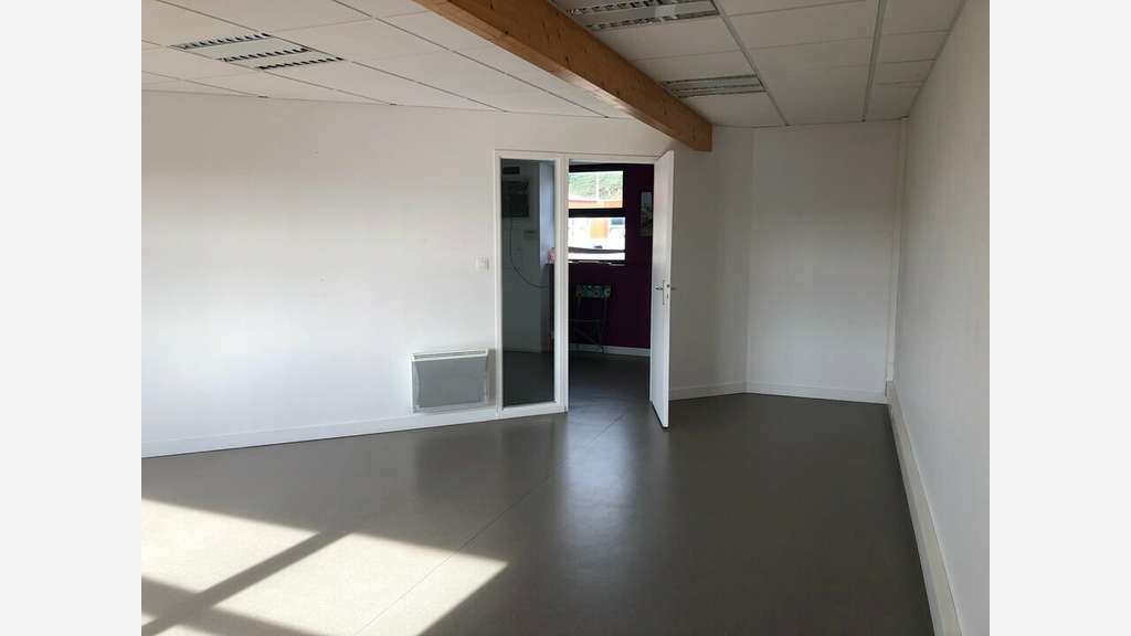 Location bureaux de 90m² à Brest port de commerce