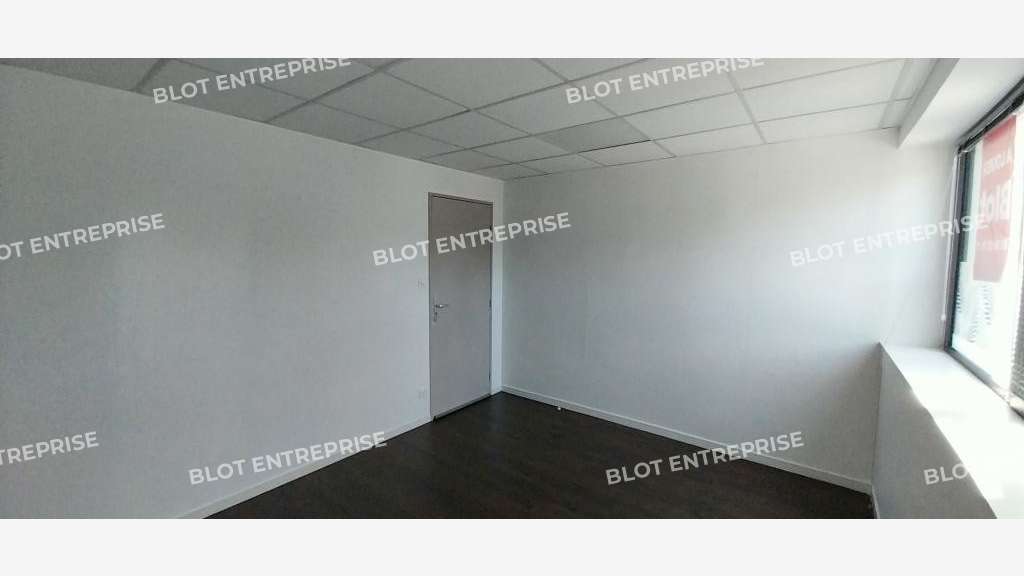 A louer bureaux 18m² idéal médical à Brest