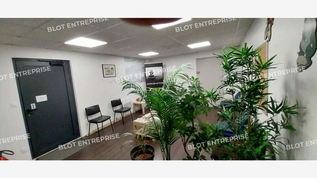 A louer bureaux 18m² idéal médical à Brest