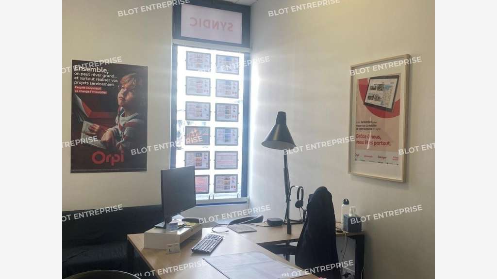 A louer bureaux de 15437m² en hyper centre Brest