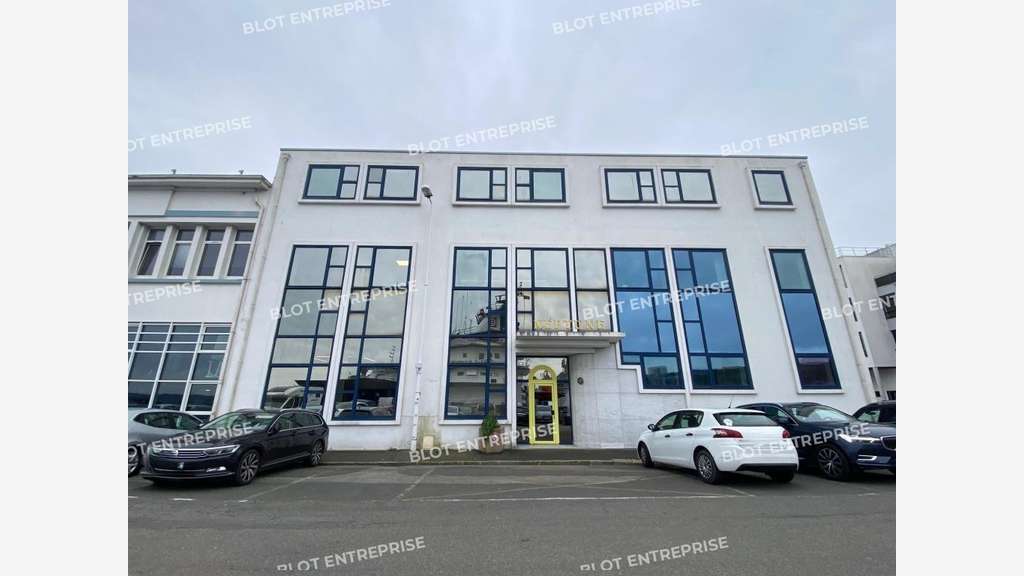 A louer bureaux 220m² vue exceptionnelle à Brest
