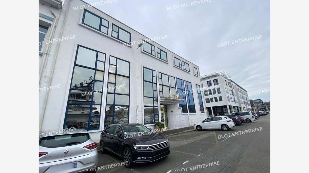 A louer bureaux 220m² vue exceptionnelle à Brest