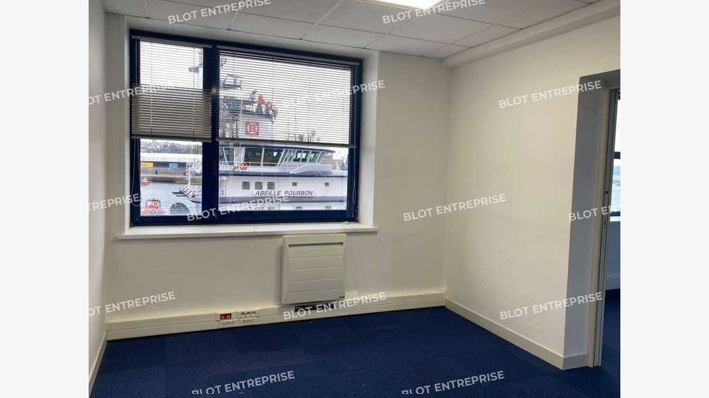 A louer bureaux 220m² vue exceptionnelle à Brest