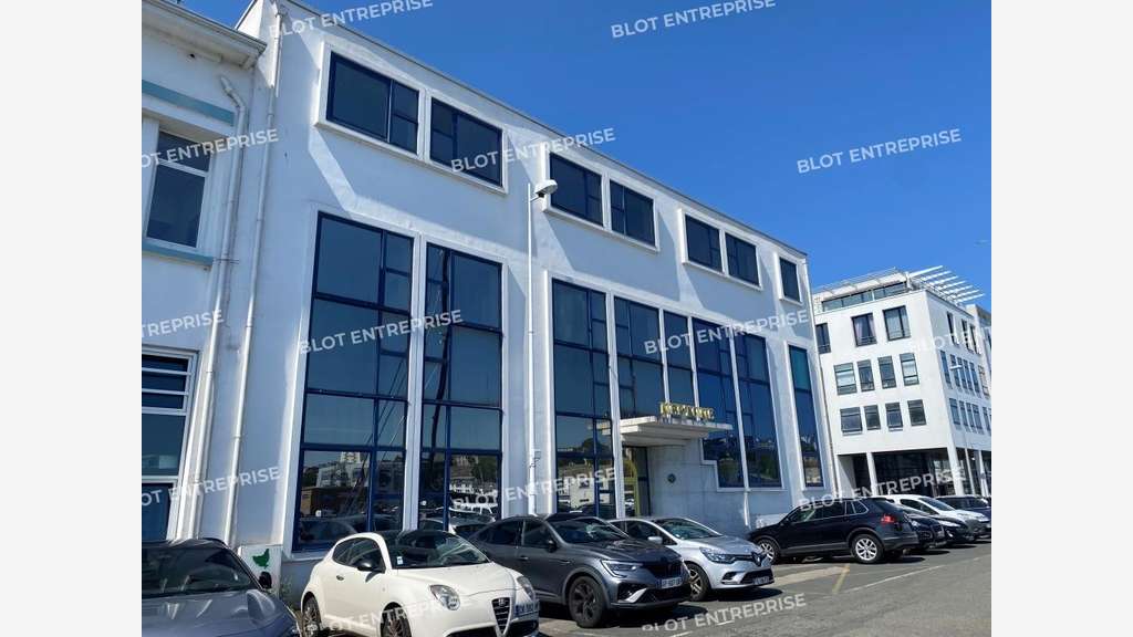 A louer bureaux 220m² vue exceptionnelle à Brest