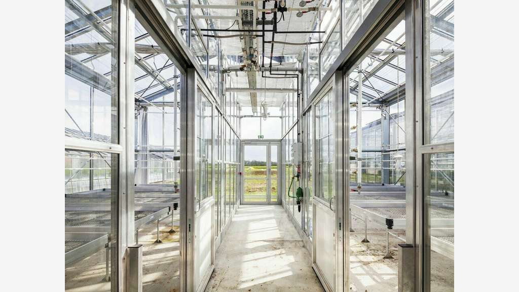 Locaux 2700m² à louer à Bretenière Agronov