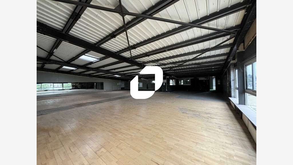 A louer Bureaux 1000m² Bretigny sur orge