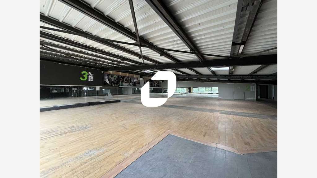 A louer Bureaux 1000m² Bretigny sur orge