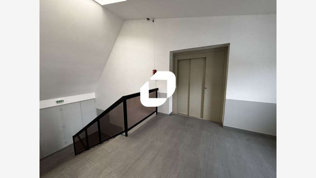 A louer Bureaux 111m² Bretigny sur orge