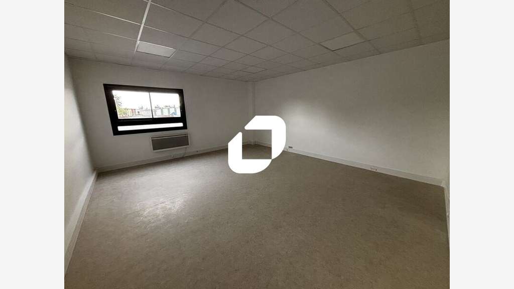 A louer Bureaux 111m² Bretigny sur orge