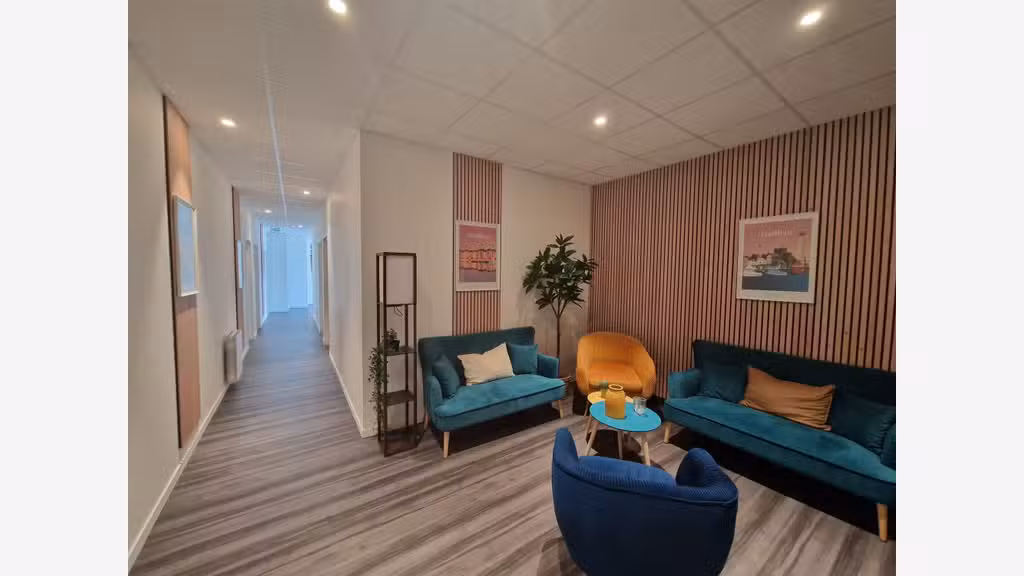Immobilier pro 16m² à louer à Bretteville-sur-Odon