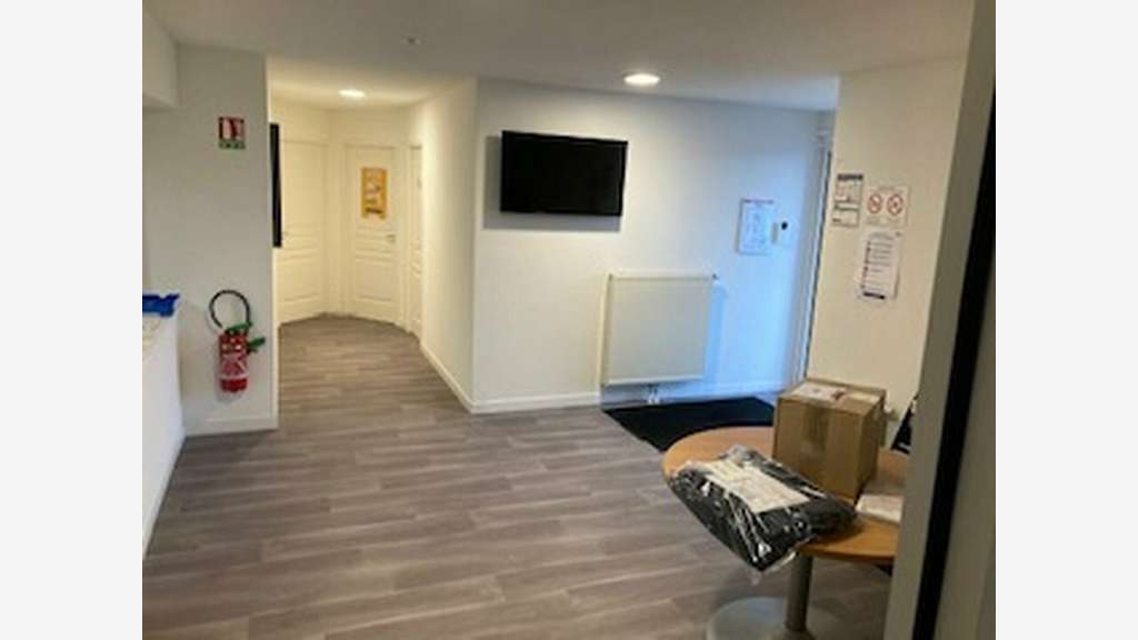 NORD FRANCHE-COMTE - BUREAUX ET LOCAUX