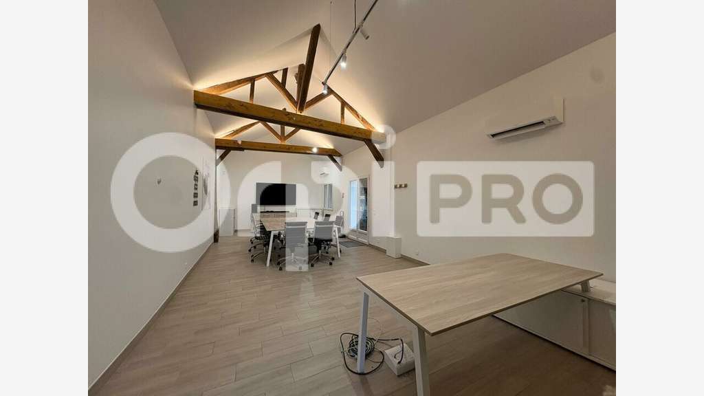 Bureaux à louer à Brie Comte Robert centre