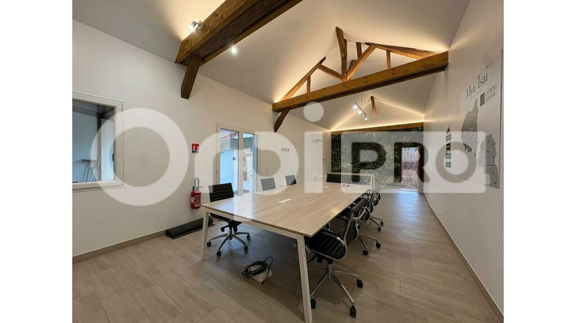 Bureaux à louer à Brie Comte Robert centre