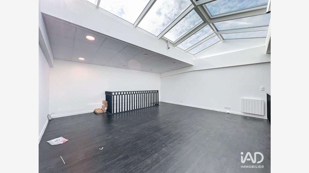 Location bureaux type loft 110m² Brie-Comte-Robert