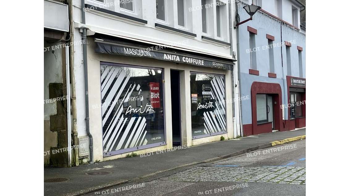 A louer local 75m² à Briec centre