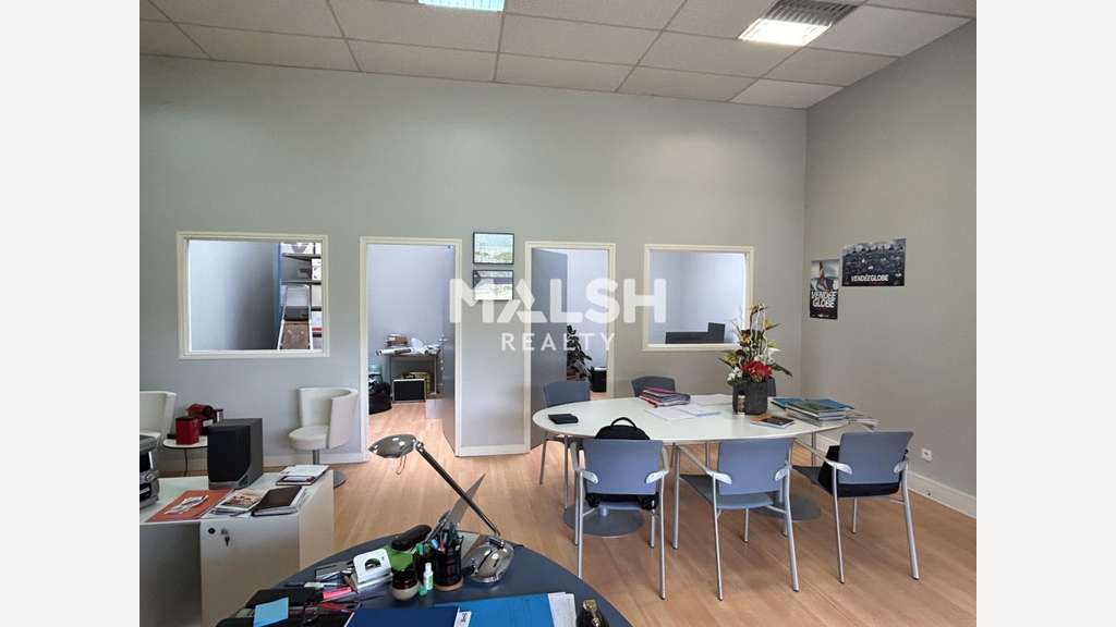 Bureaux de 118m² divisibles en 2 lots à Brignais