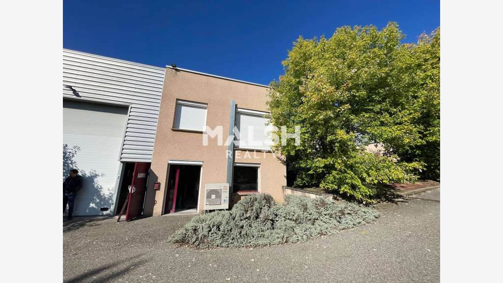 Bureaux climatisés à louer 158m² à Brignais A450