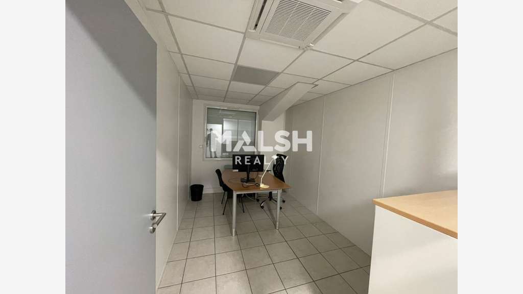 Bureaux climatisés à louer 158m² à Brignais A450