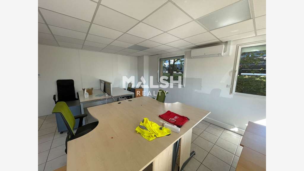 Bureaux climatisés à louer 158m² à Brignais A450