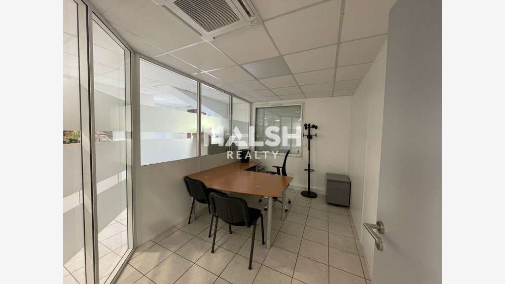 Bureaux climatisés à louer 158m² à Brignais A450