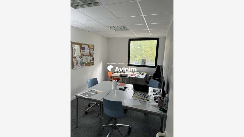 A louer bureaux disponibles au cœur de Sacuny