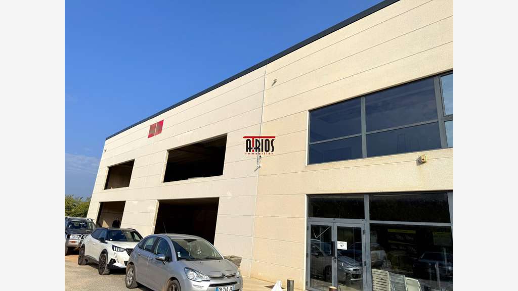 Loue bureaux 436m² divisibles en ZAC à Brignoles