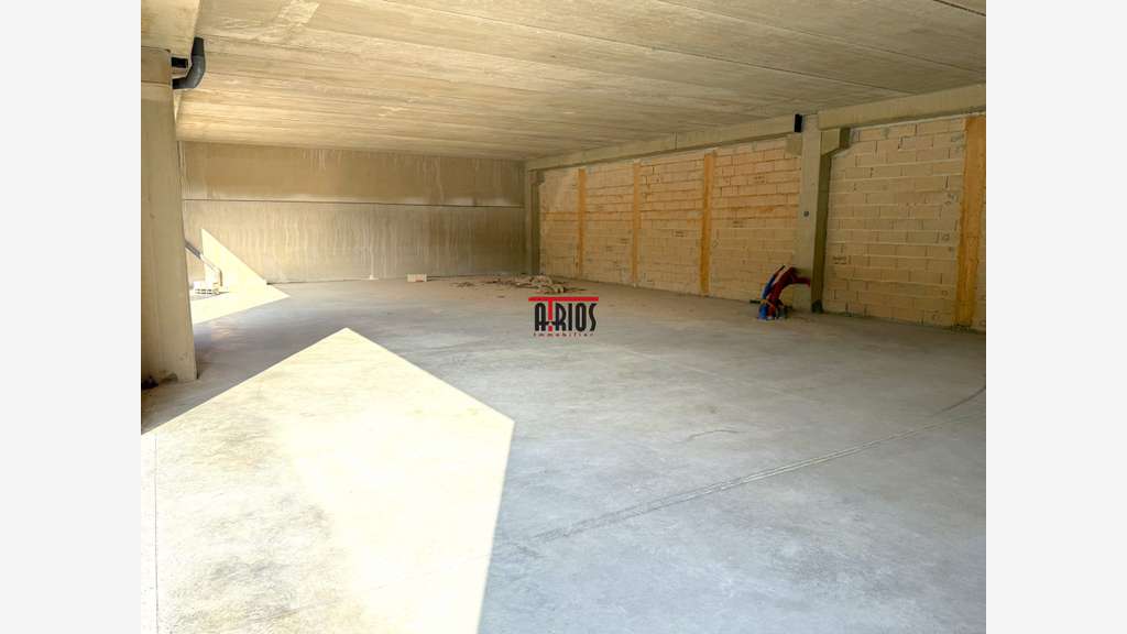 Loue bureaux 436m² divisibles en ZAC à Brignoles