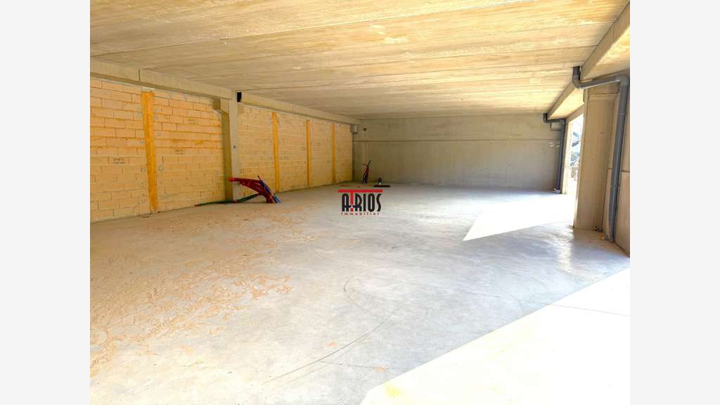Loue bureaux 436m² divisibles en ZAC à Brignoles