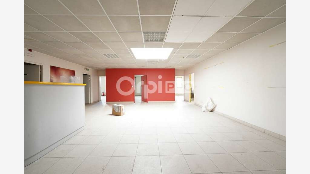 Bureaux à louer 250m² à Brindas