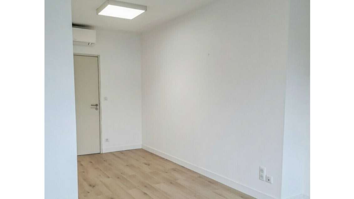 A louer bureaux 22m² en excellent état à Brive