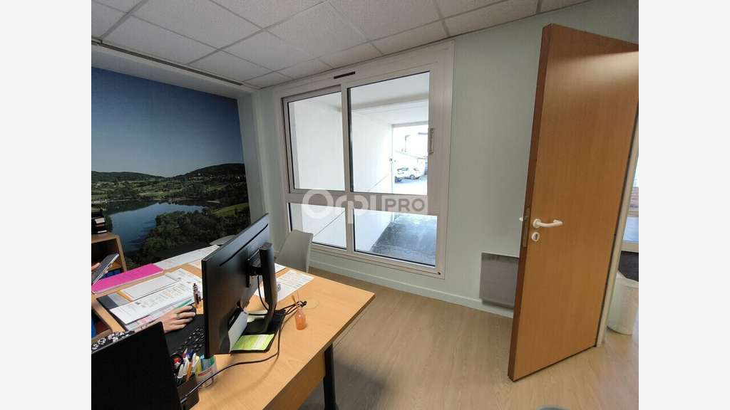 A louer bureaux RDC à Brive Champanatier Tribunal
