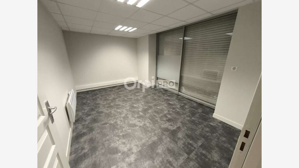 Bureaux 67m² à louer zone Brive Est