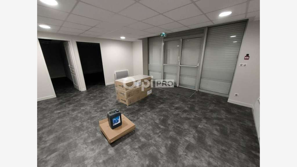 Bureaux 67m² à louer zone Brive Est