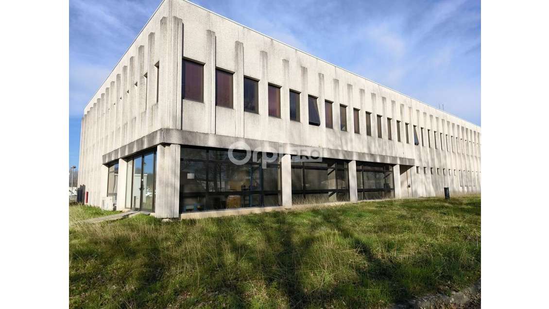 A louer bureaux de 245m² en RDC Brive la Gaillarde
