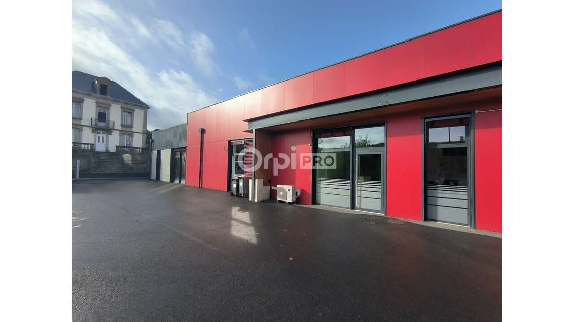 A louer local à usage de bureaux 100m² à Brive