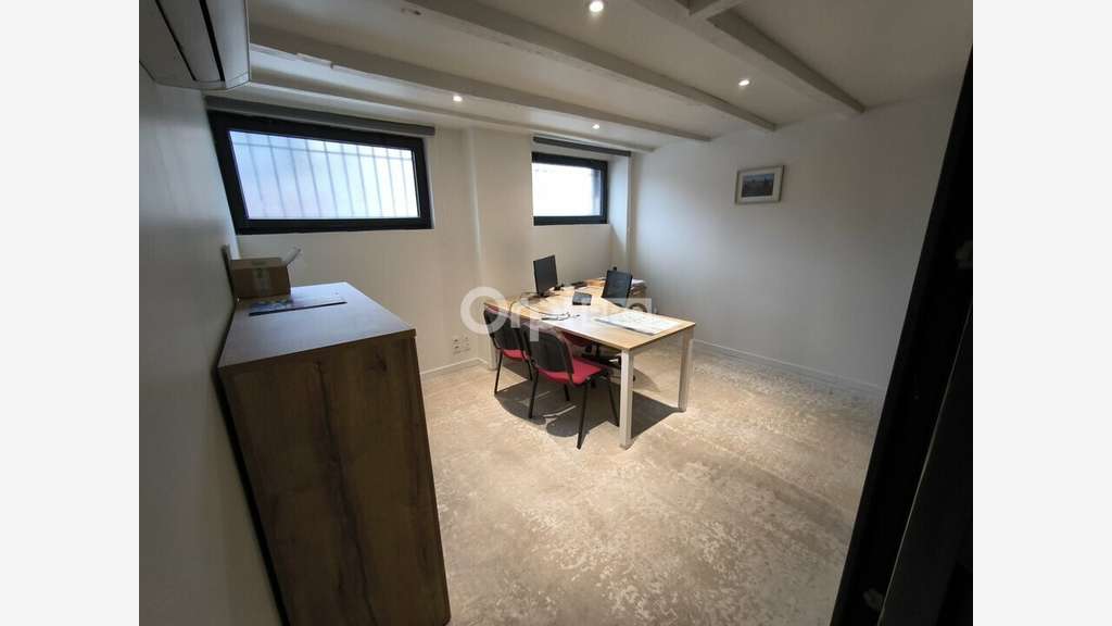 A louer bureaux loft proche centre de Brive