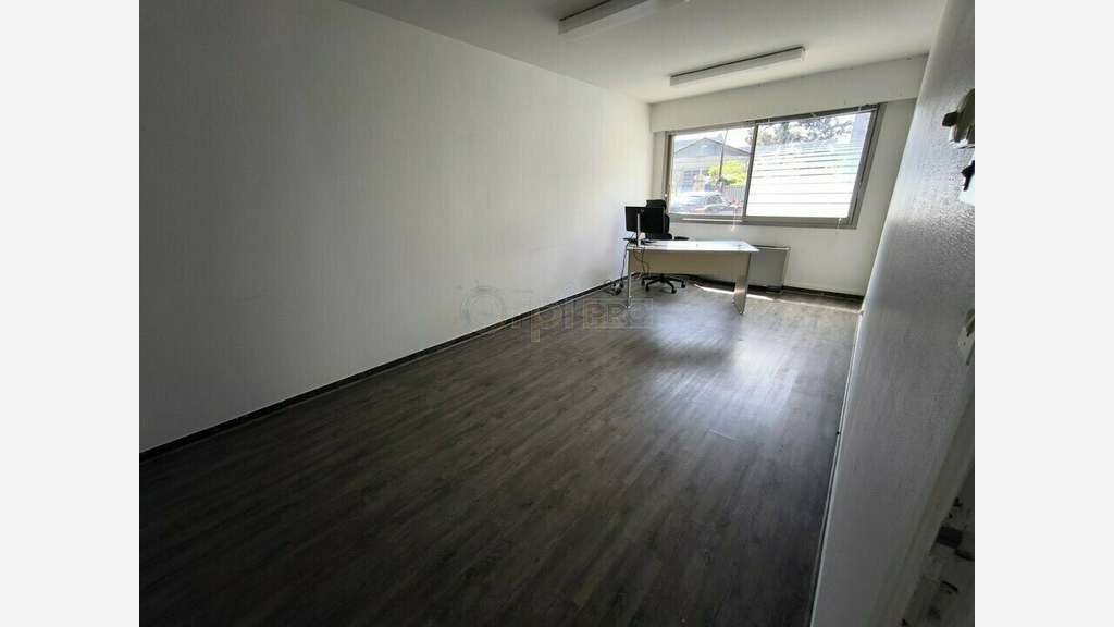 A louer bureaux 158m² boulevard Est de Brive