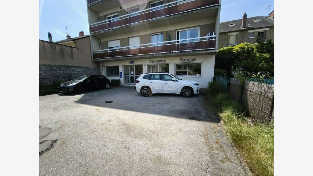 A louer bureaux 158m² boulevard Est de Brive