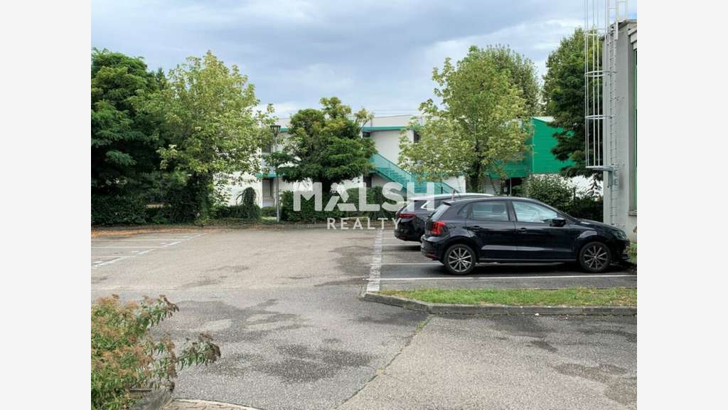 Bureaux 47m² en très bon état à louer à Bron A63