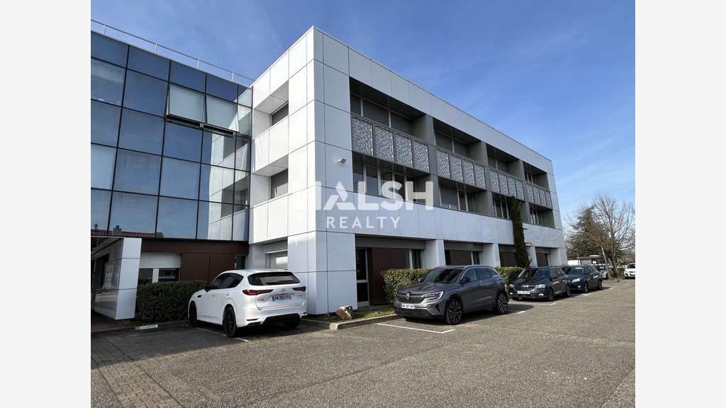 Bureaux 414m² divisibles à louer à Bron