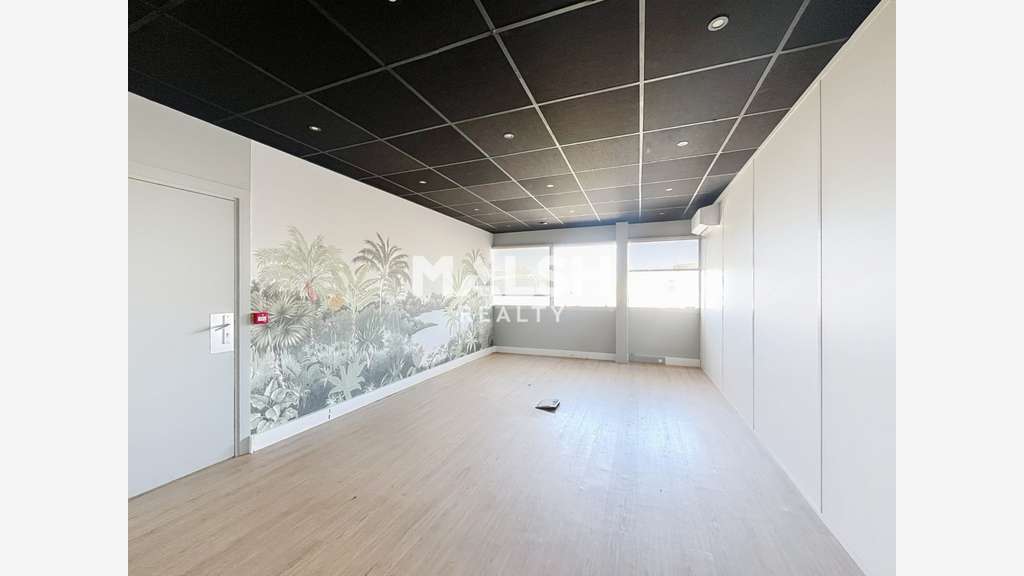 A louer bureaux rénovés de 260m² à Bron