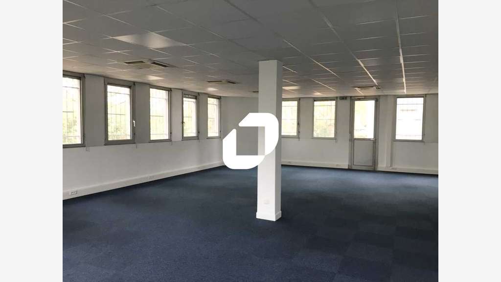 A louer Bureaux 362m² Bron