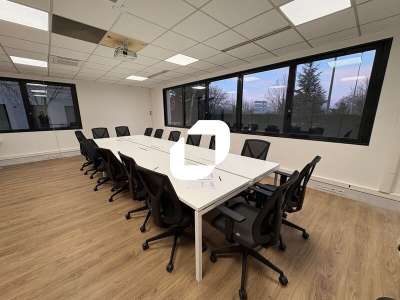A louer Bureaux 163m² Bron