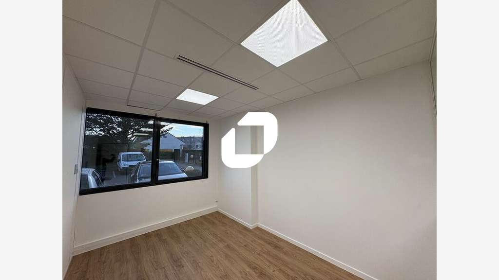 A louer Bureaux 163m² Bron