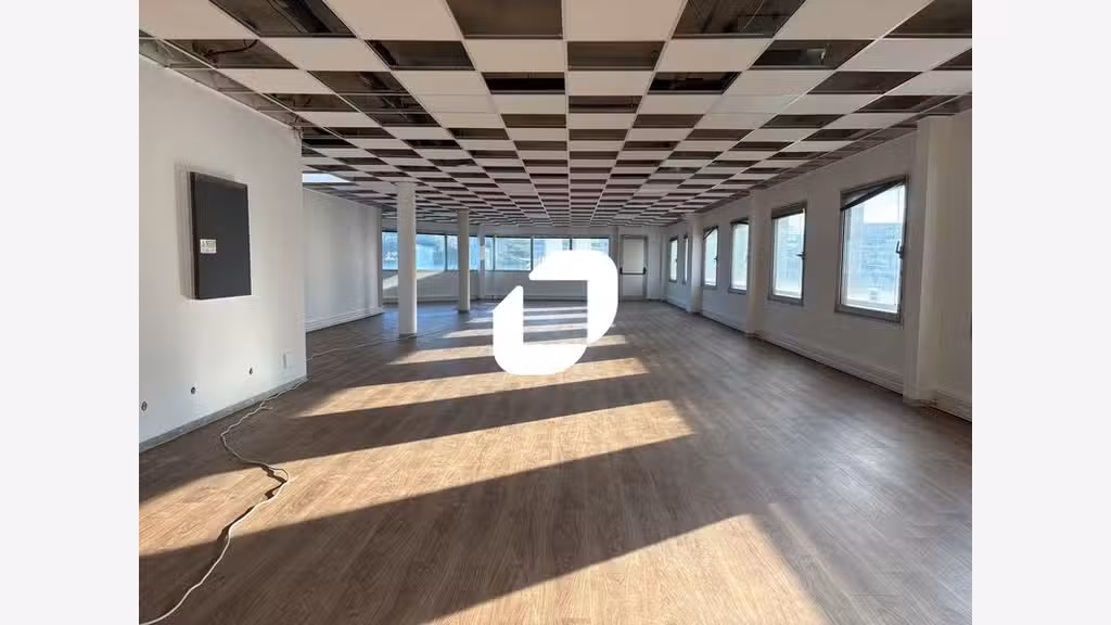 A louer Bureaux 450m² Bron