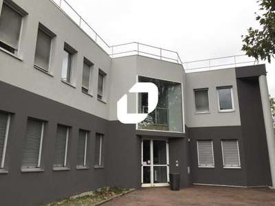 A louer Bureaux 362m² Bron